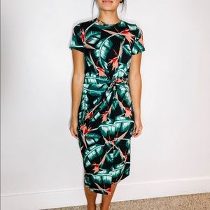 Palm Bodycon Wrap dress!!